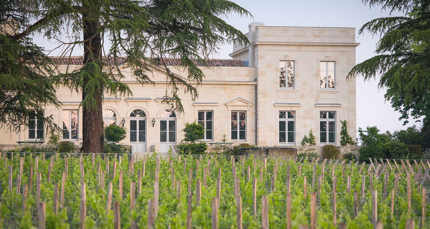 CHATEAU-LE-PAPE-PHOTOS-VUE-EXTERIEURE