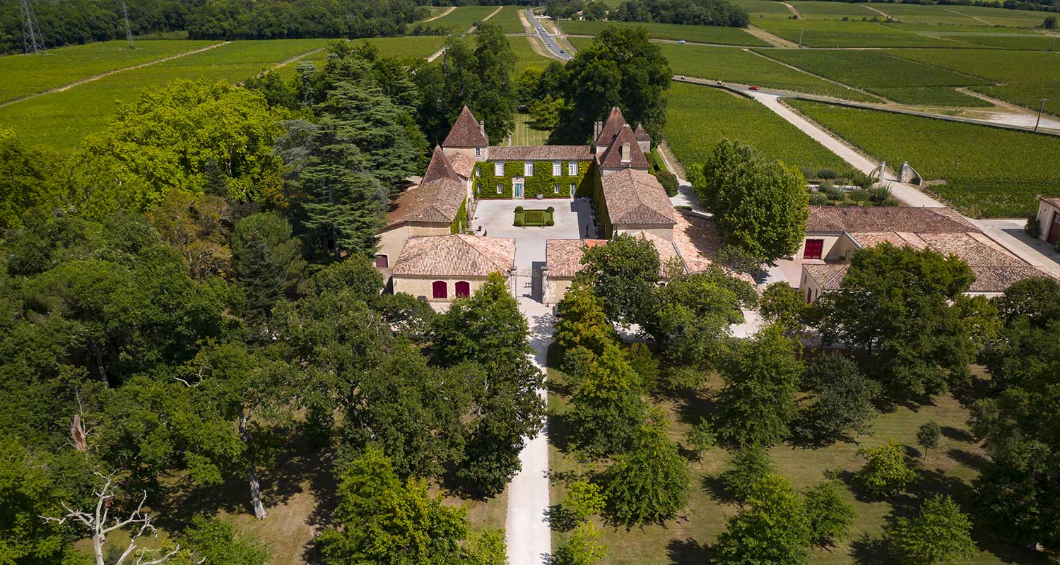 CHATEAU_CARBONNIEUX